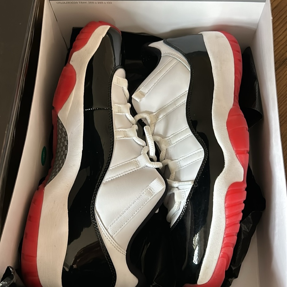 Air Jordan 11 retro low white/university red – black size 14